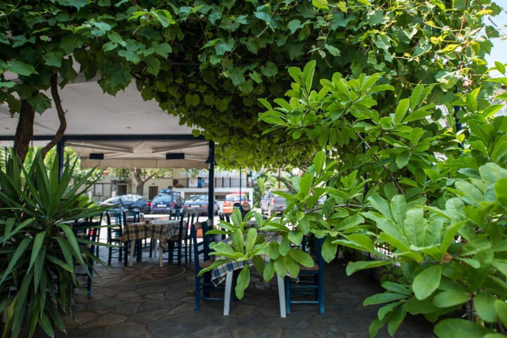 Hotel Alexandros Pori Exterior foto